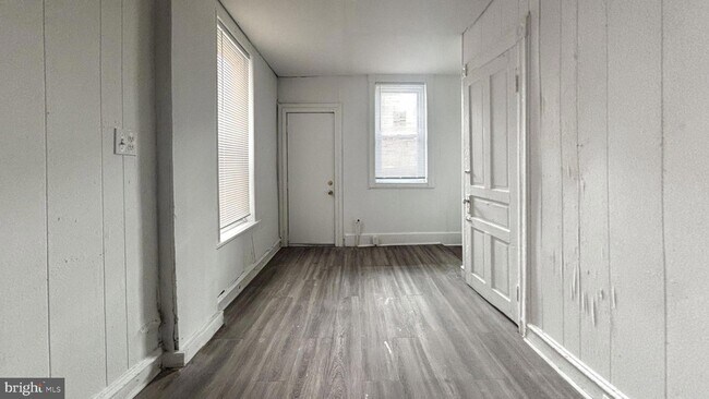 Foto del edificio - 56 N Dewey St