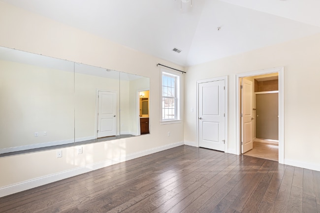 Photo - 70 Endicott St Townhome