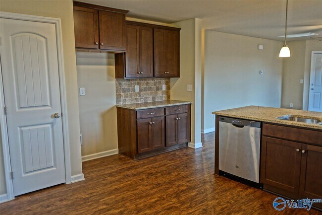 Building Photo - 146 Tybee Dr