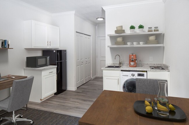 Interior Photo - Lofts at Baymeadows