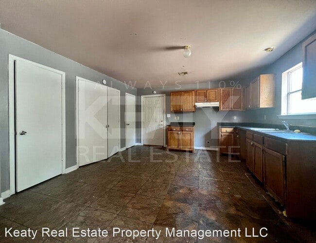 Building Photo - 3 br, 2 bath House - 611 Walker Rd