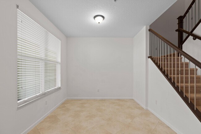 Building Photo - 1439 NW 49th Ln