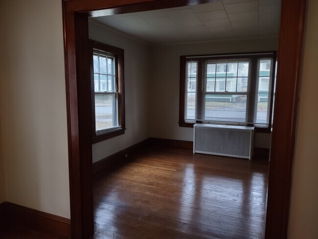Dining Room - 14 Edward Ave