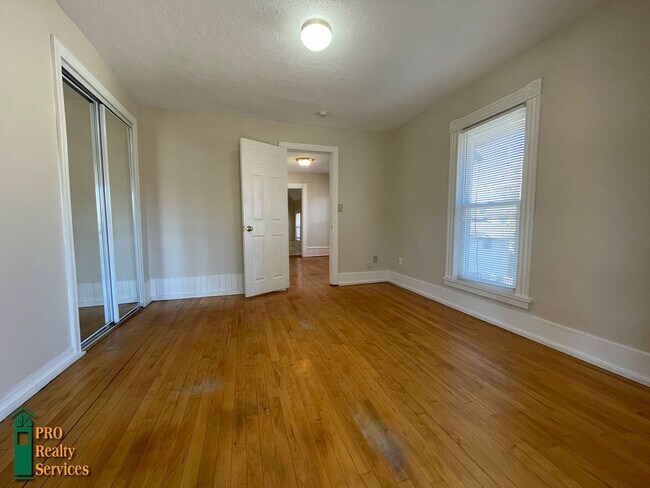 Foto del edificio - 1822 NE Jackson St