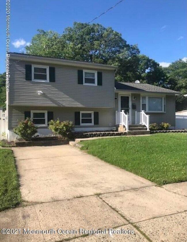 Building Photo - 1129 Interlaken Ave