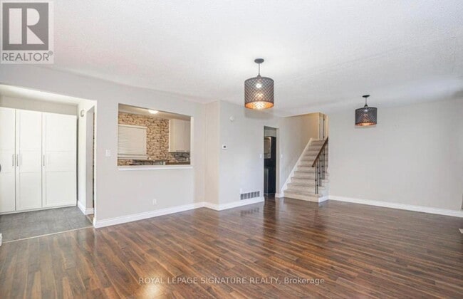 Building Photo - 4 Jane Crescent