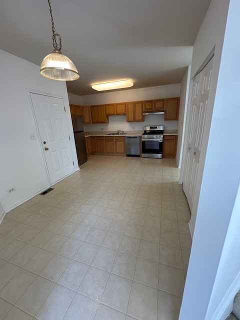 Building Photo - 1298 Leonard Dr