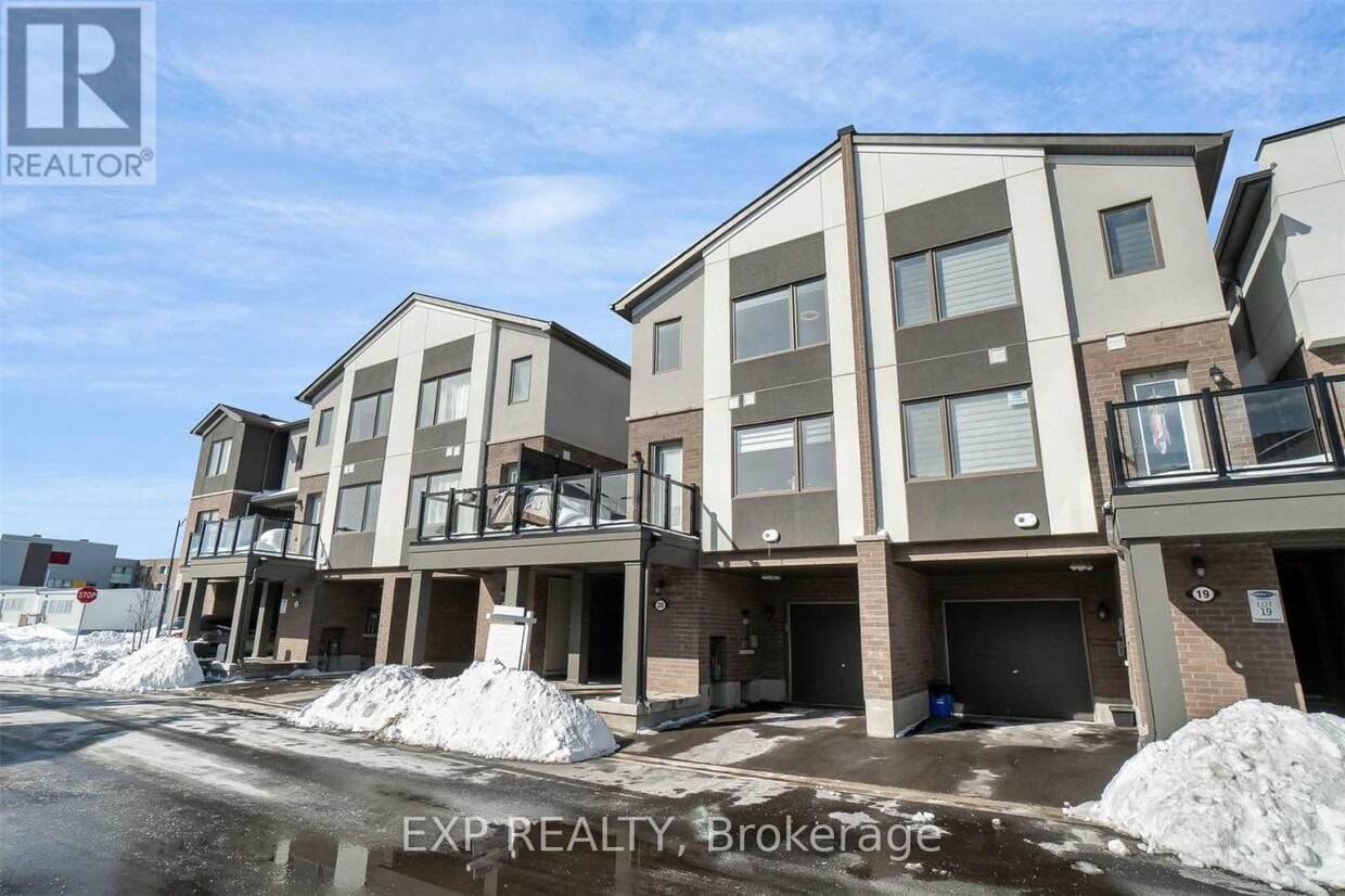 Primary Photo - 1125-1125 Leger Wy