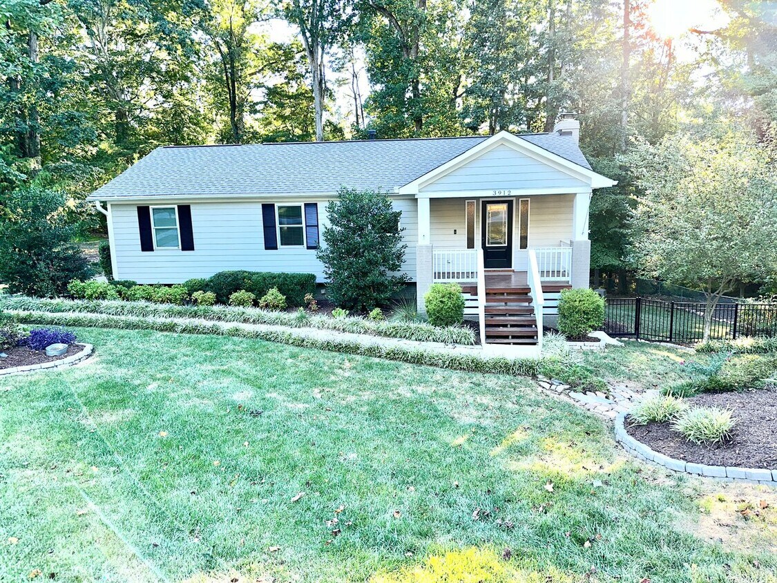 Primary Photo - Magnificant 4BD, 3BA Home in Highly Sought...