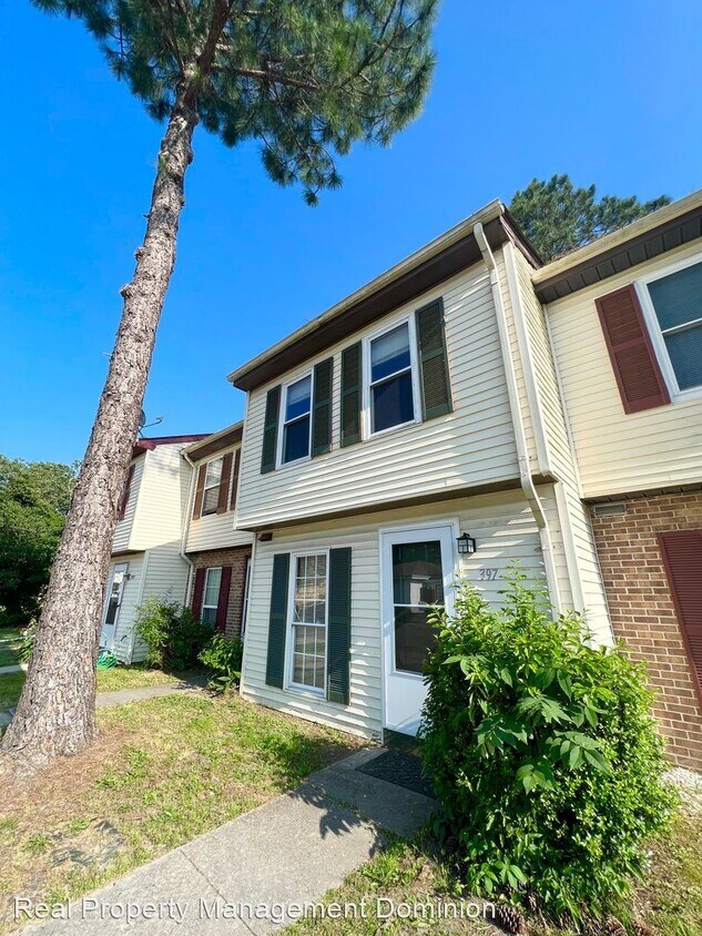 Primary Photo - 2 br, 1.5 bath House - 397 Union St