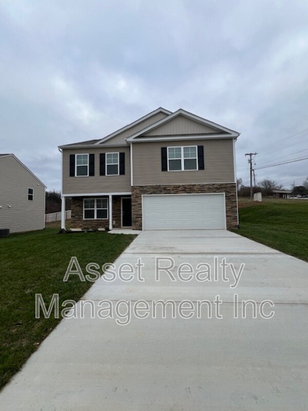 Primary Photo - 305 Aspen Dr