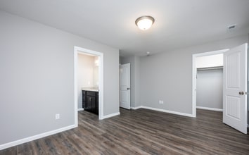 Interior Photo - Somerset Townhomes and Villas