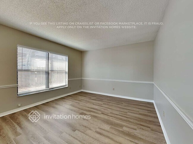 Foto del edificio - 2708 Briarpatch Dr