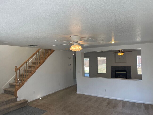 Building Photo - 2207 Sterns Place - 4br/2.5ba