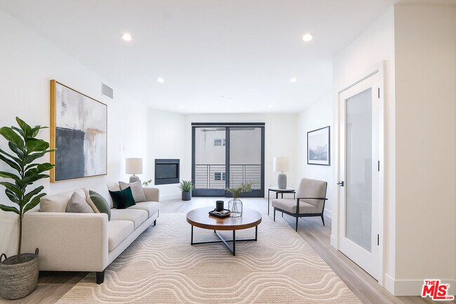 Foto del edificio - 11800 Courtleigh Dr