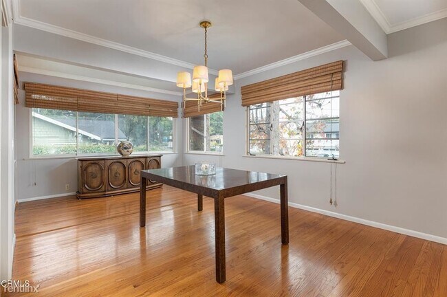 Building Photo - 2 br, 2 bath Condo - 2393 El Molino Ave