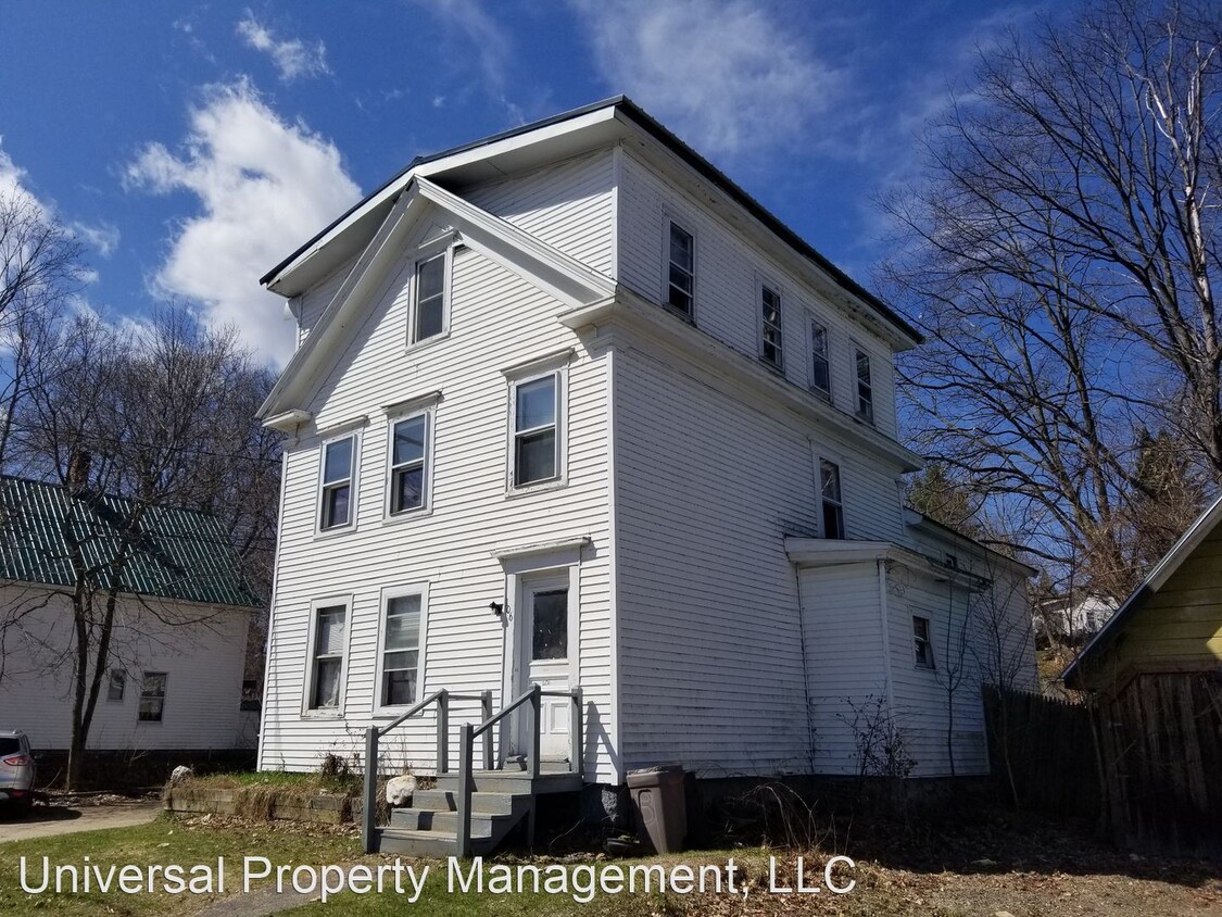 Primary Photo - 106 Messer St
