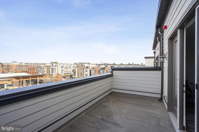 Building Photo - 8154 Varick Pl