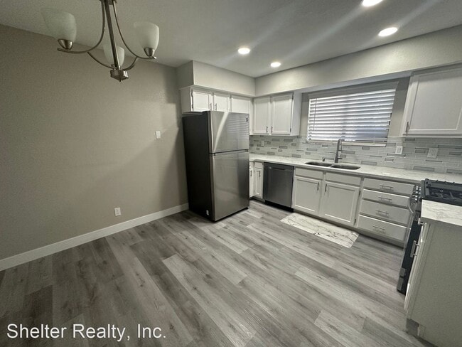 Building Photo - 2 br, 2 bath House - 6727 W Charleston Blv...