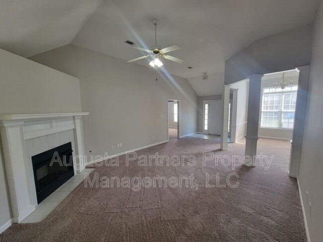 Building Photo - 4779 Cold Springs Dr