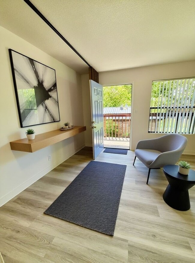 Interior Photo - FREE UTILITIES!!   GREAT VIBES!!