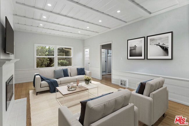 Building Photo - 9623 Charleville Blvd