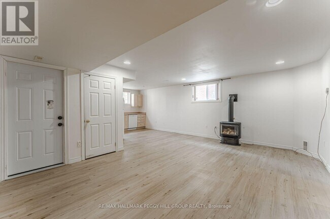 Photo du bâtiment - 12 Quinlan Rd