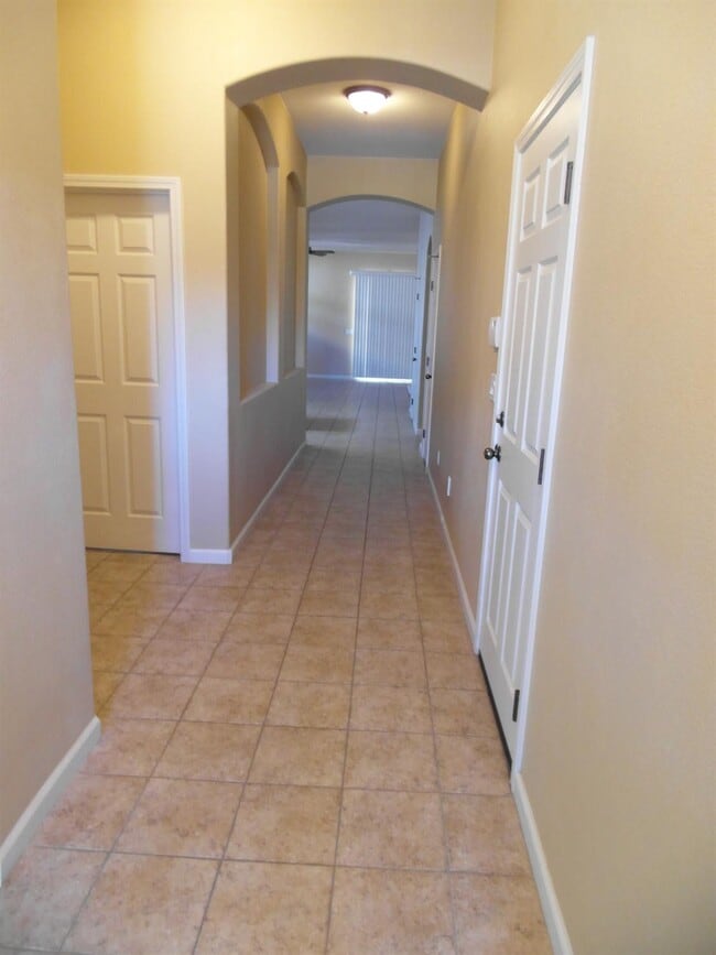 Building Photo - 2009 San Esteban Cir