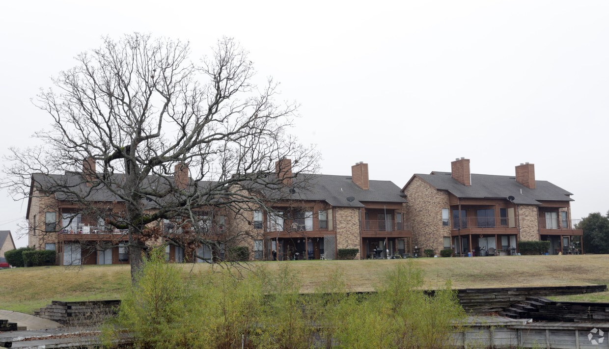 Building Photo - Cedar Creek Lake Waterfront