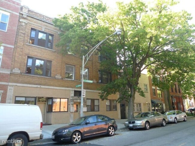 Building Photo - 1448-1450 N Leavitt St