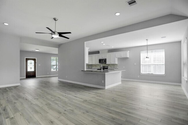 Foto del edificio - 1541 Primrose St