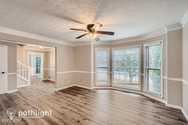 Building Photo - 4 br, 2 bath House - 1070 Providence Dr UNIT