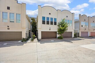 Building Photo - 107 Riley Ln