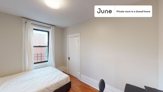 Foto del edificio - Room in Shared 4 bed/1 bath home in Central Harlem