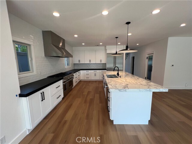 Foto del edificio - 2517 Fairway Dr