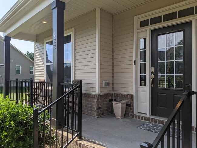 Photo - 422 Holly Blossom Dr House