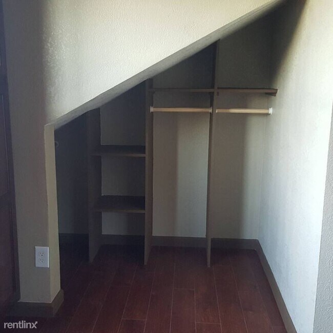 Foto del edificio - 1 br, 1 bath Condo - 1400 N Cuernavaca Dr