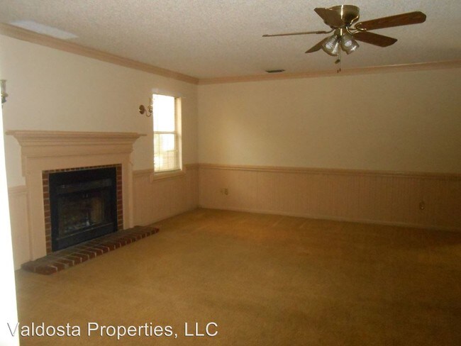 Foto del edificio - 2202 Oakgrove Cir