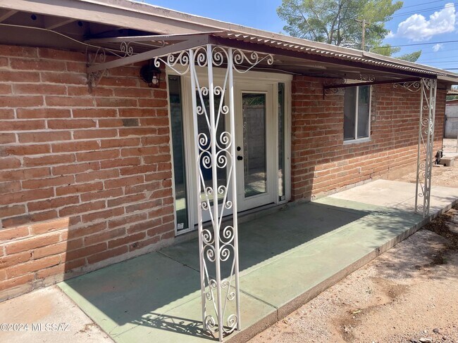 Foto del edificio - 4332 E Hayhurst St