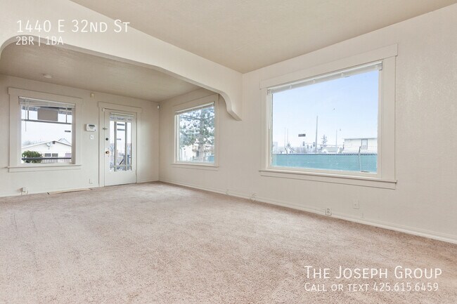 Foto del edificio - 1440 E 32nd St