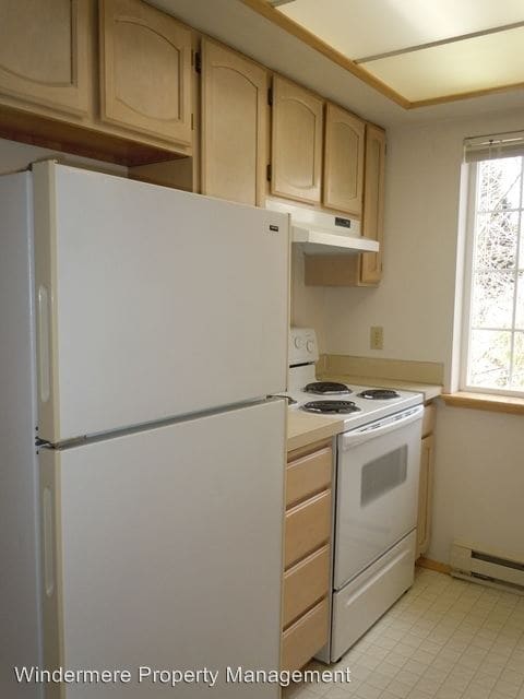 Building Photo - 1409 Bradley Ln