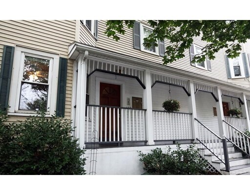 Foto del edificio - 174 Putnam Ave