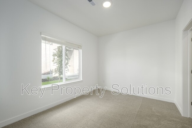 Foto del edificio - 12678 Devils Garden Ct