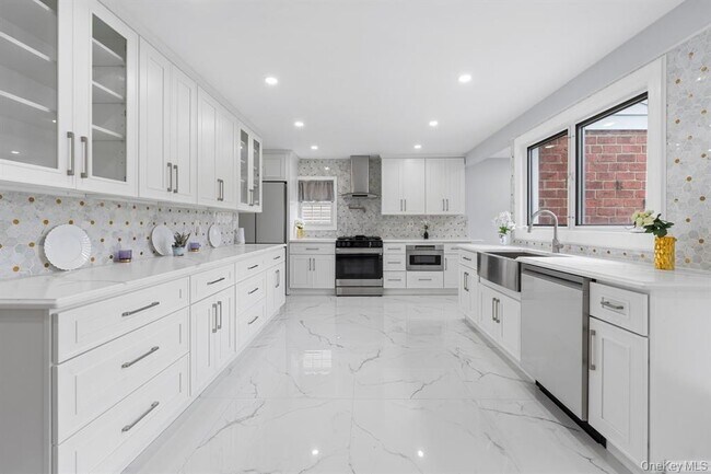 Building Photo - 2754 Natta Blvd