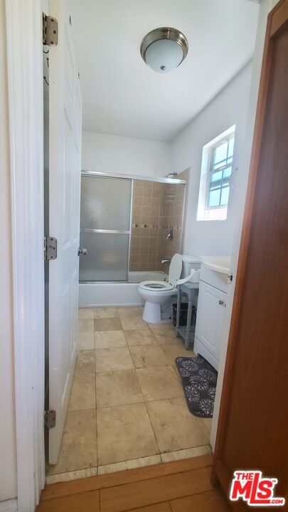 Foto del edificio - 805 E 21st St