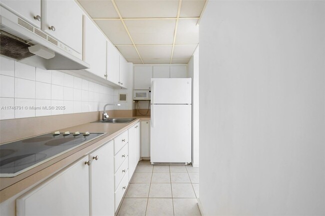 Foto del edificio - 1200 West Ave