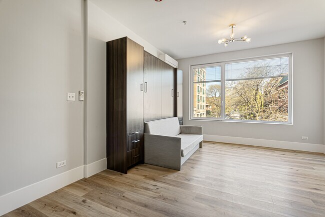 Foto del edificio - 1531 W Howard St