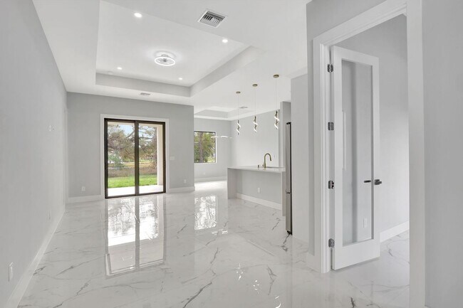 Foto del edificio - 2501 56th St SW