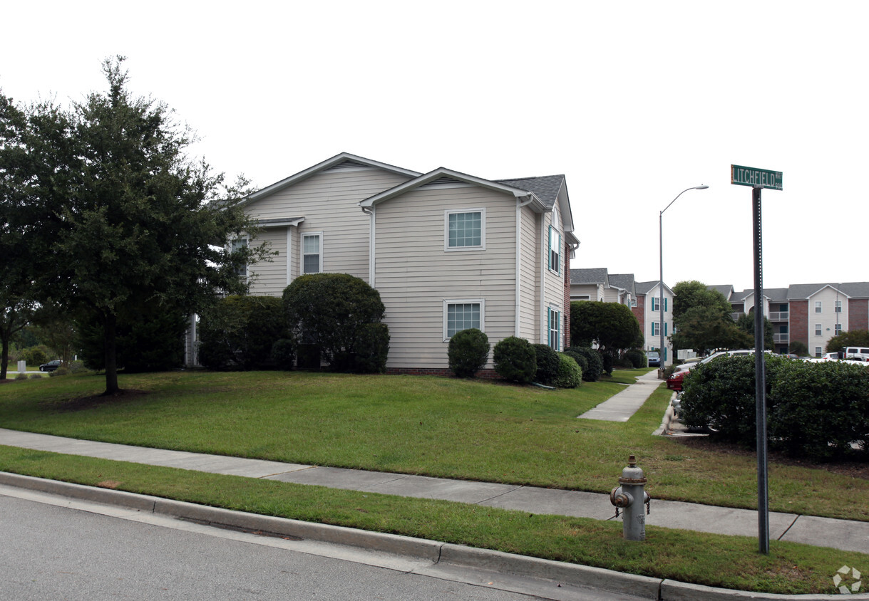 Primary Photo - Cape Cottages Condominiums