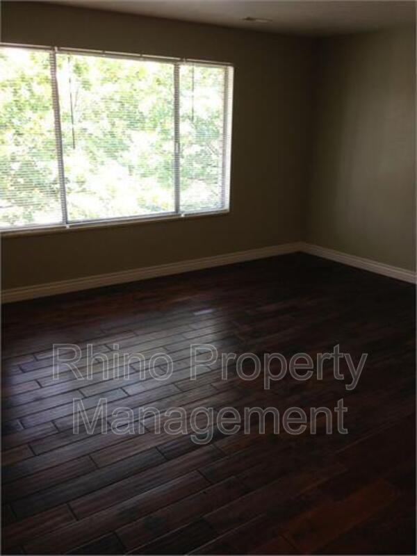 Building Photo - 555 Star Crest Dr W